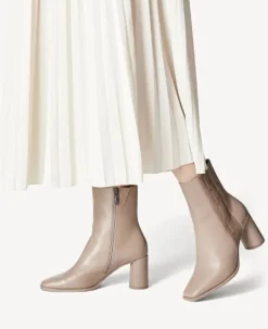 BEIGE STØVLE